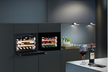 Новые встраиваемые винные шкафы от Liebherr