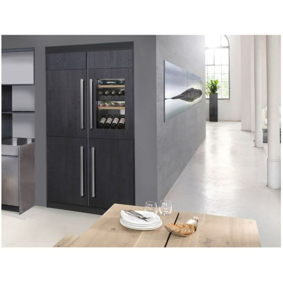 Вбудована винна шафа Liebherr EWTdf 1653