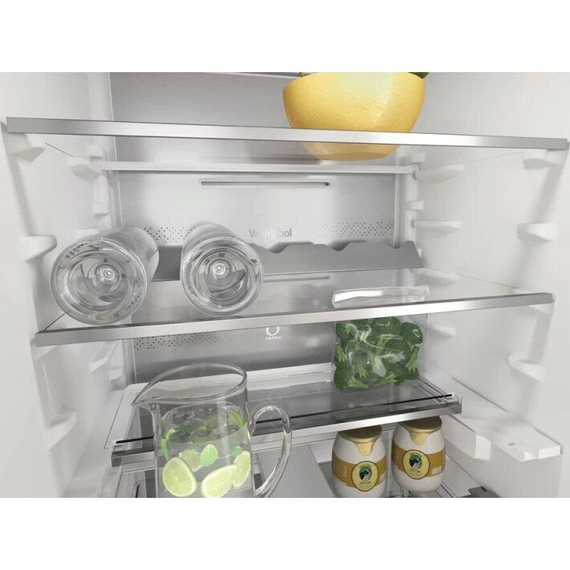 Холодильник встраиваемый Whirlpool WHC18T573