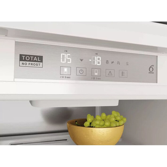 Холодильник встраиваемый Whirlpool WHC18T573