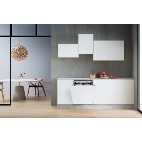 Посудомоечная машина Whirlpool WI7020P