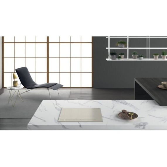 Варочная поверхность электрическая Whirlpool WLS2760BFS