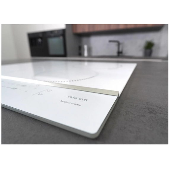 Варочная поверхность электрическая Brandt BPI164HSW