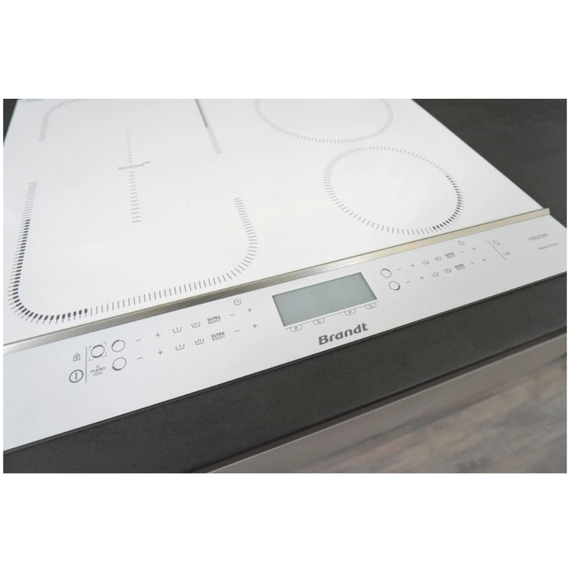 Варочная поверхность электрическая Brandt BPI164HSW