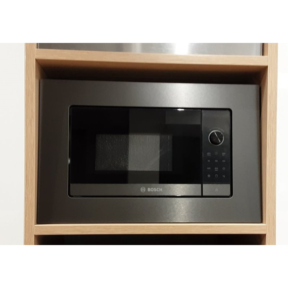 Встроенная микроволновая печь Bosch BEL623MD3