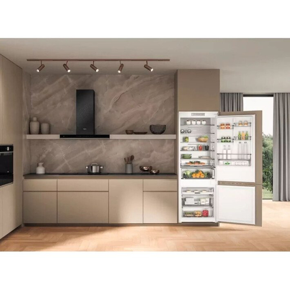 Холодильник встраиваемый Whirlpool WH SP70 T121