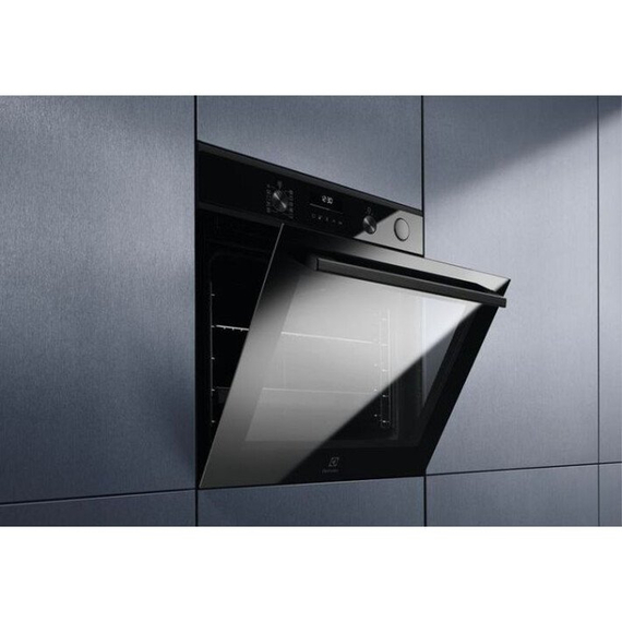 Духовой шкаф электрический Electrolux EOC6P77H