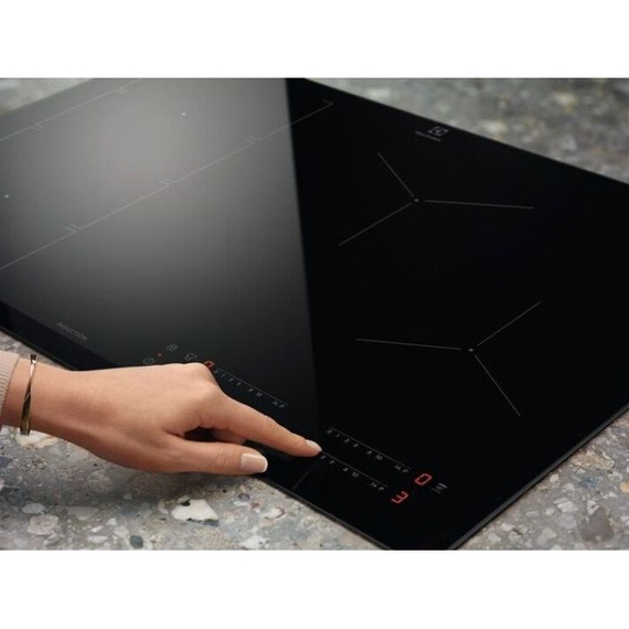 Варочная поверхность электрическая Electrolux EIT60443X