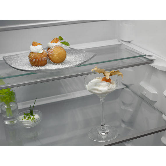 Холодильник встраиваемый Electrolux ENP7TD75S