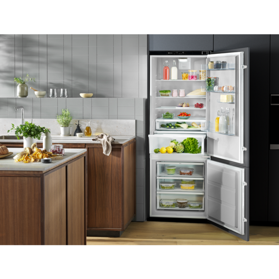 Холодильник встраиваемый Electrolux ENP7TD75S
