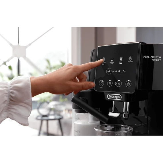 Кофемашина эспрессо DeLonghi ECAM 220.60 B