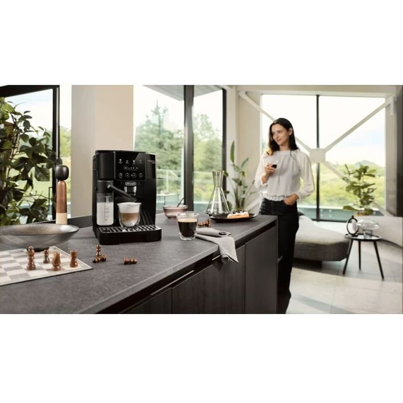 Кофемашина эспрессо DeLonghi ECAM 220.60 B