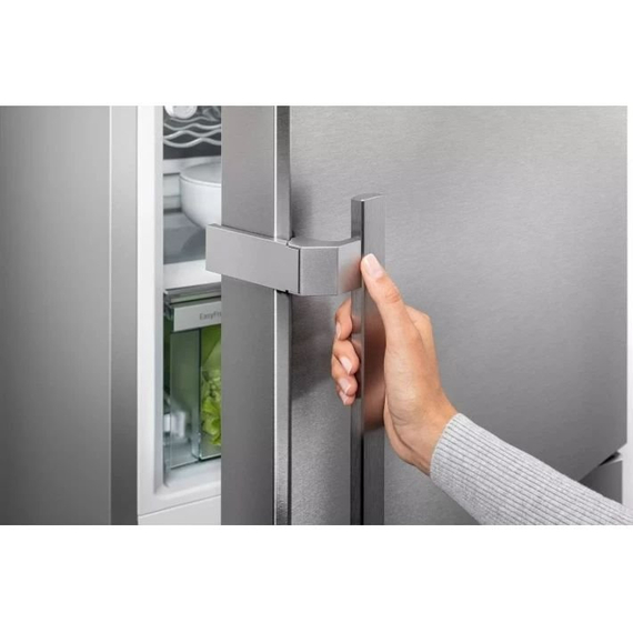 Холодильник Liebherr SCNsdc 525i 617