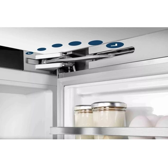 Холодильник Liebherr SCNsdc 525i